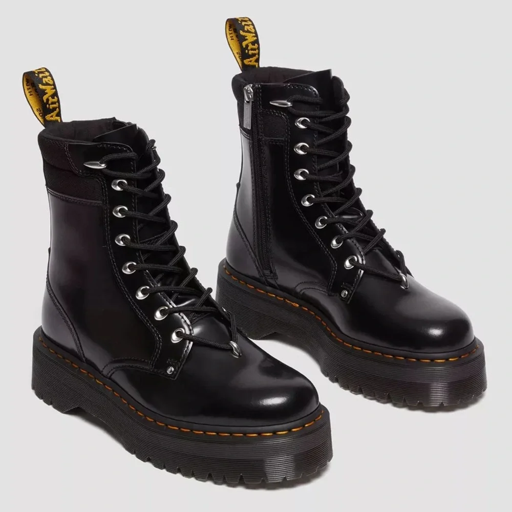 Dr Martens Jadon II Hardware Leather Platform Boots